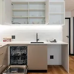 304 Marvol On Hall